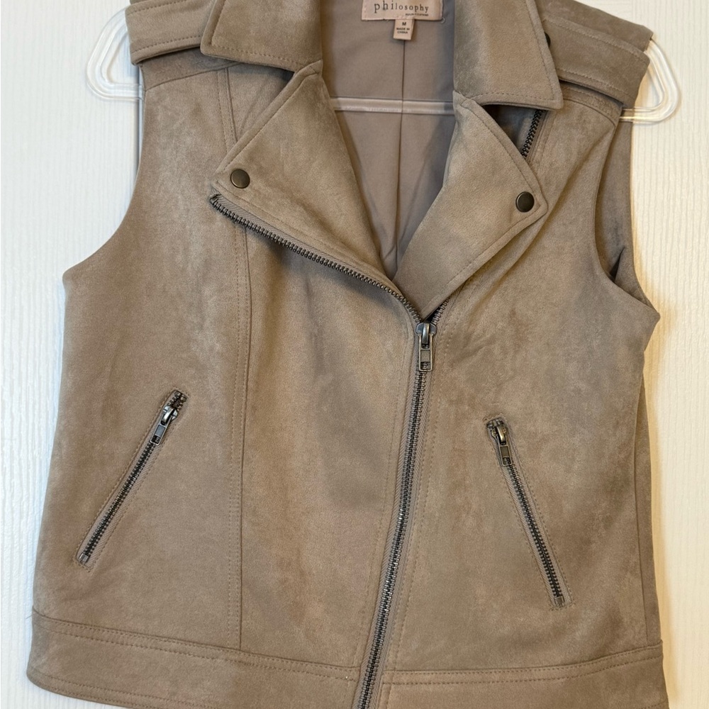 Philosophy Beige Women's Vest with Zipper Accents